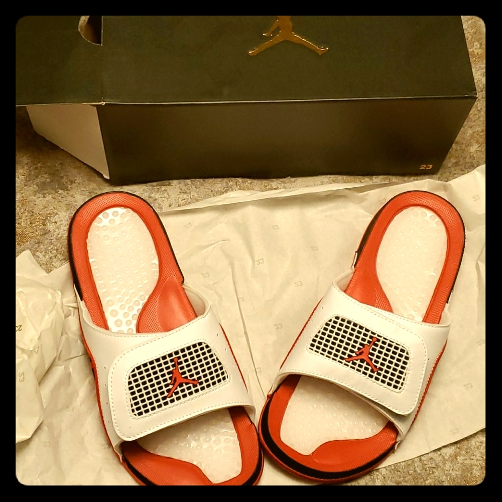 Jordan Hydro Retro Bred Slides size 10